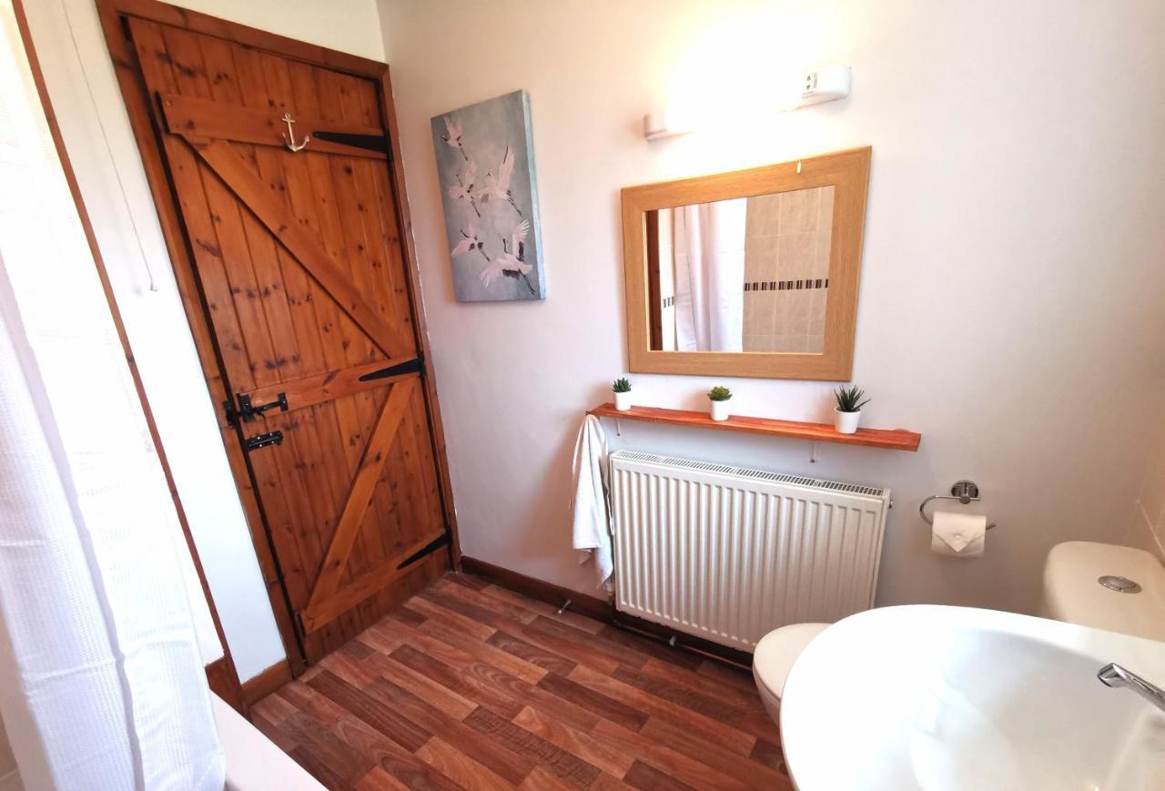 וויטבי Grosmont Cottage, Ruswarp מראה חיצוני תמונה